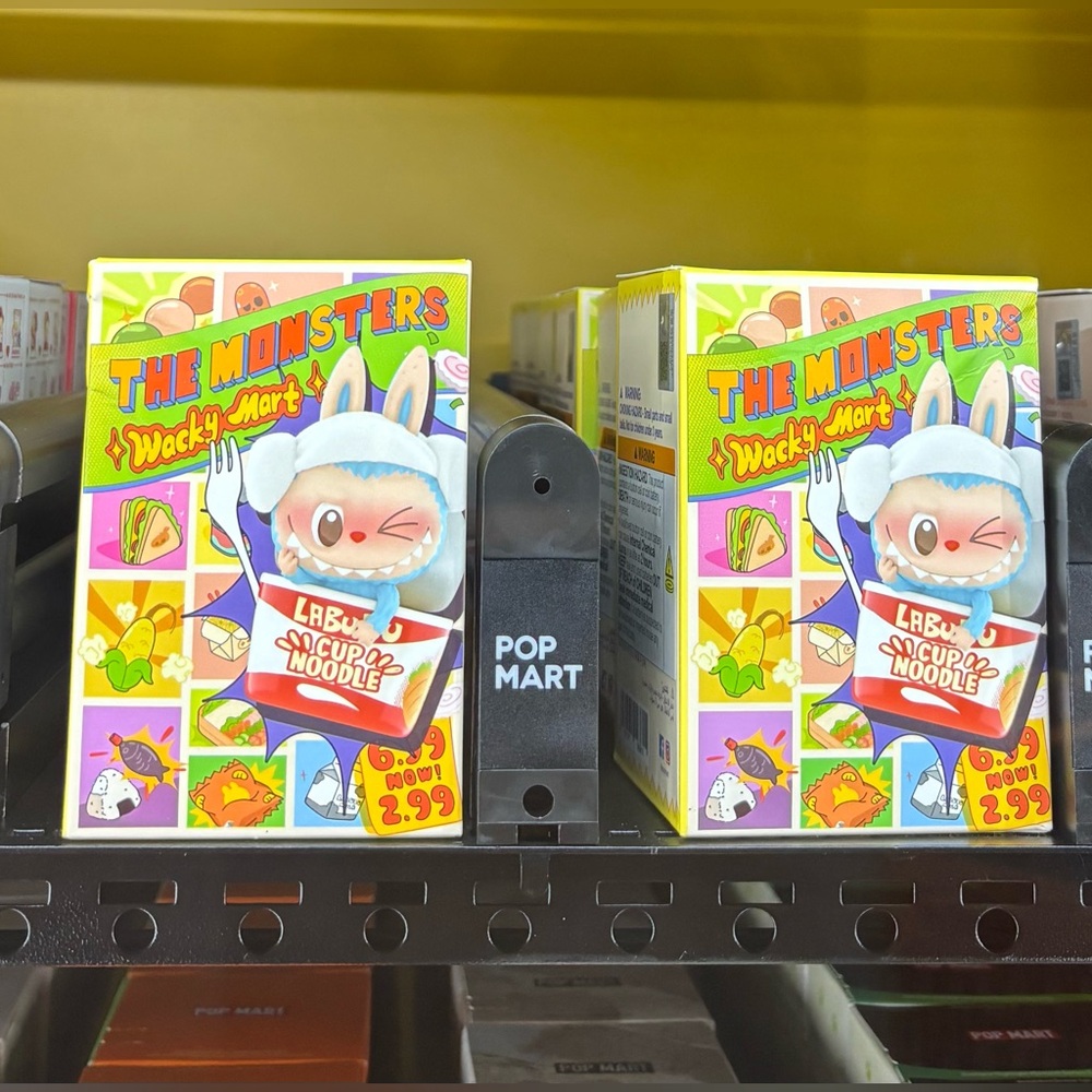 BLIND ITEM POPMART LABUBU MONSTERS WACKY MART EDITION